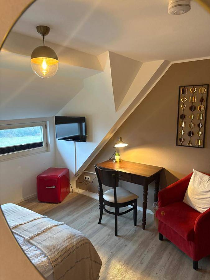 Chambre d’hôte pour 2 personnes, avec jardin ainsi que vue et terrasse, animaux acceptés à Essen - 3