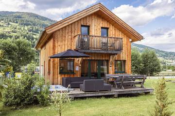 Chalet für 9 Personen, mit Sauna und Terrasse sowie Whirlpool in St. Georgen ob Murau