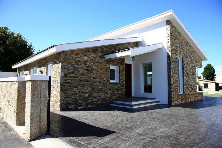 Casa de vacaciones para 8 personas, con vistas además de jardín y piscina en Rias Baixas - 3