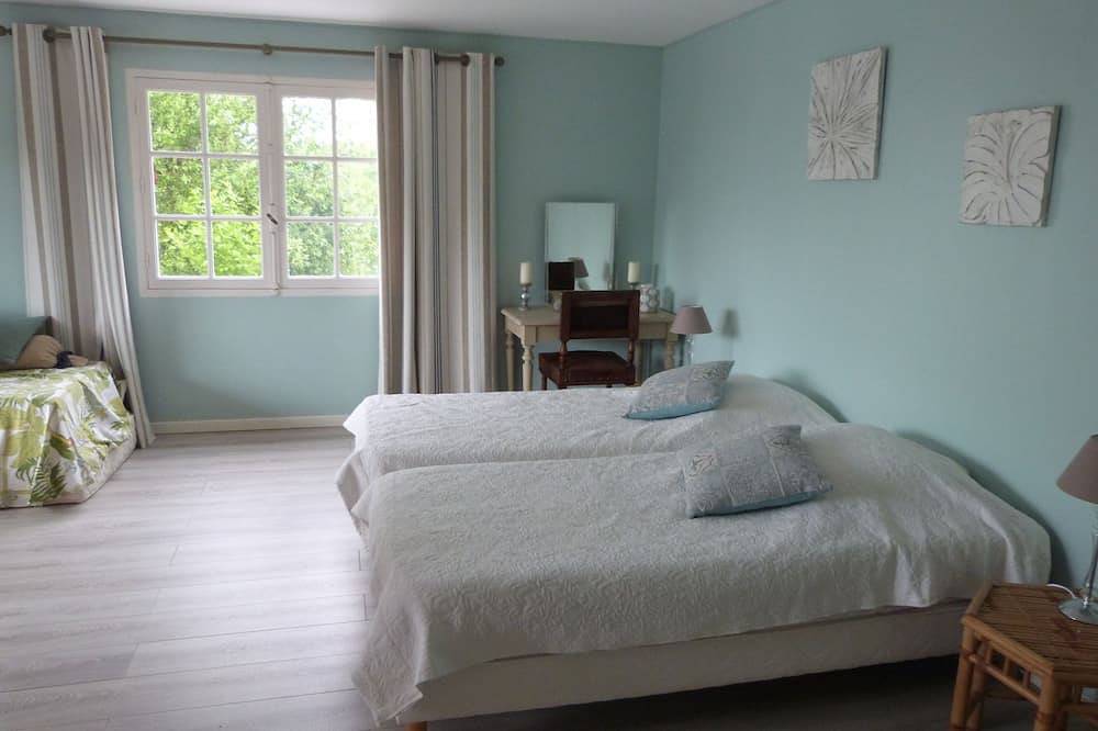 Casa grande, de pie, piscina tranquilitée cerca del mar Biarritz Anglet in Lahonce, Region de Bayona