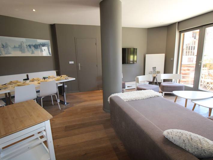 Location de vacances pour 8 personnes, avec Balcon et Jacuzzi ainsi que Terrasse et Sauna à Avoriaz
