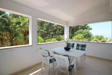 Gîte pour 5 personnes, avec balcon à Poreč