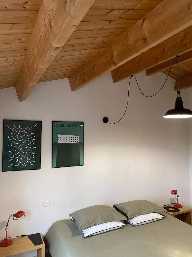 Chambre d’hôte pour 2 personnes, avec jardin ainsi que terrasse et vue sur l' Île d'Oléron - 3