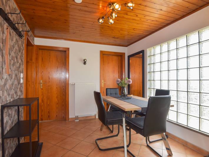 Ferienhaus für 4 Personen, mit Balkon und Terrasse sowie Garten und Sauna in Suhl - 3