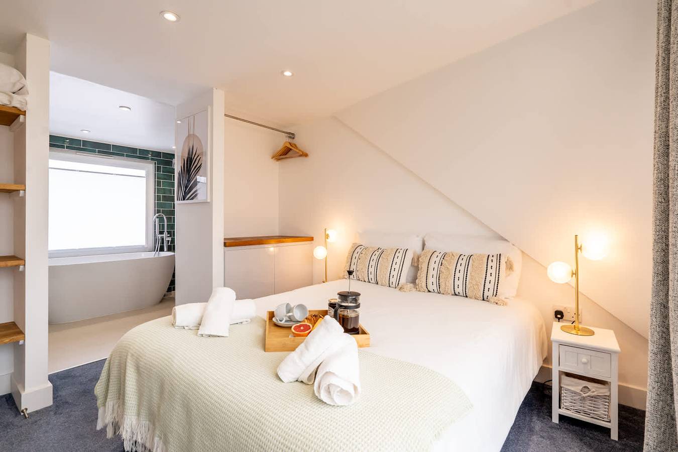 Magnificent Beach House - Seaview - Upside-down in Caister-on-Sea, Great Yarmouth