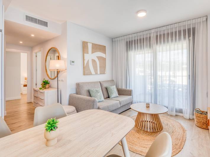 Apartment for 4 people, with balcony in Estepona Old Town