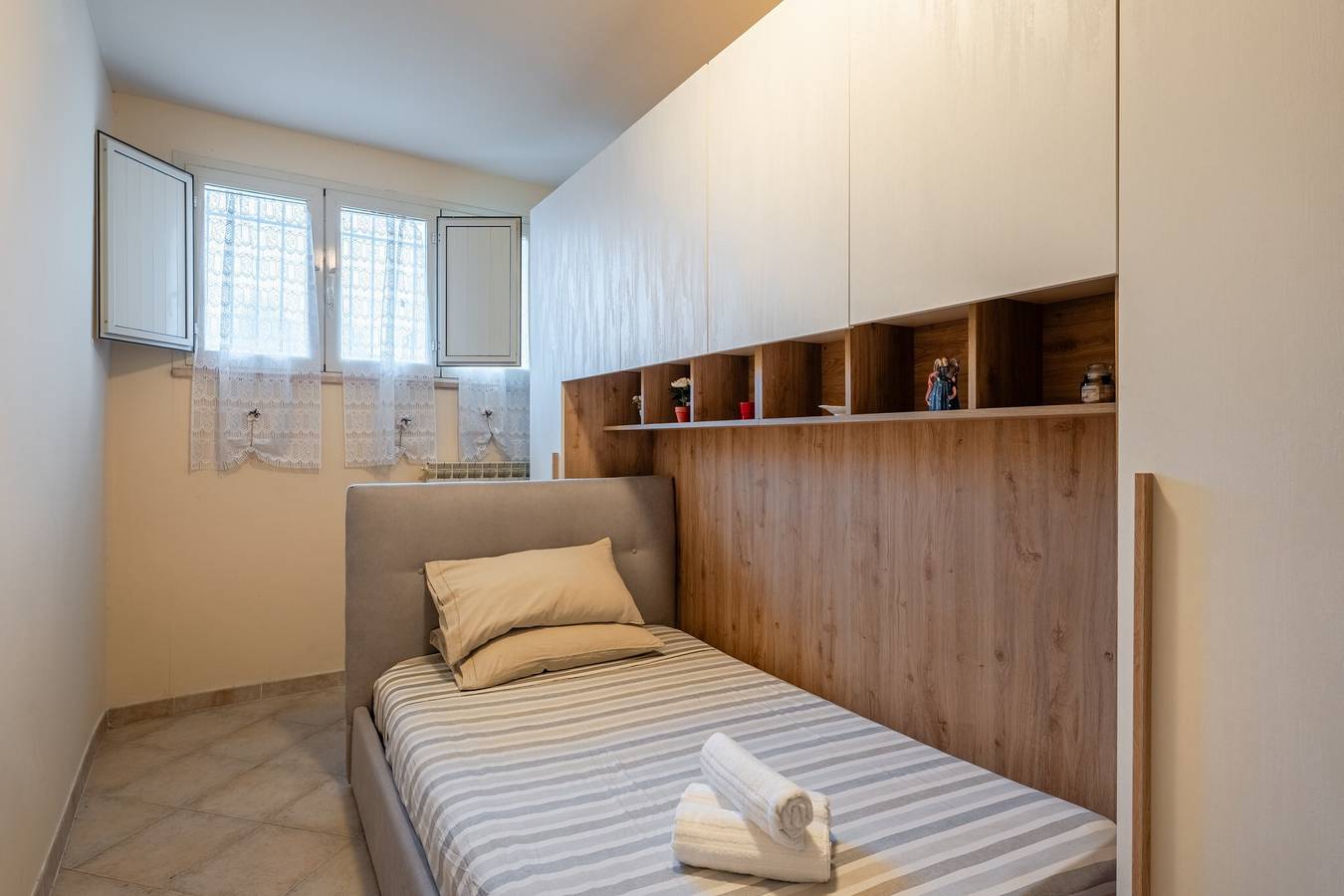 Entire apartment, Apartment 'Casa Angeli - By The River' with Wi-Fi in Lucca, Lucca Province