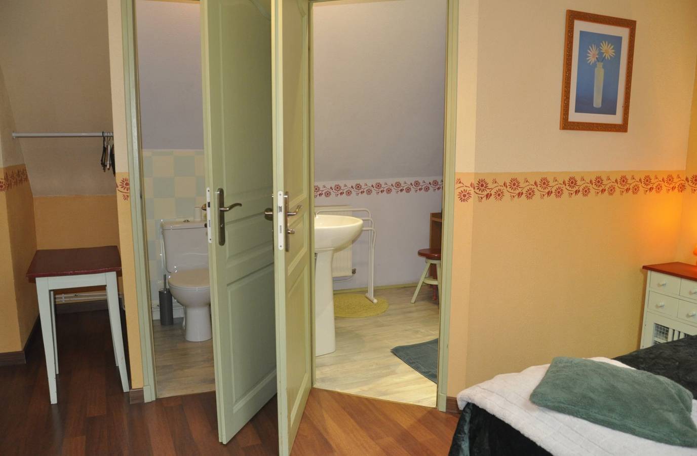 Baie de Somme, chambres d'hôtes et roulotte "Le Village" - Chambre Cayeux sur Mer in Saigneville, Région d'Abbeville
