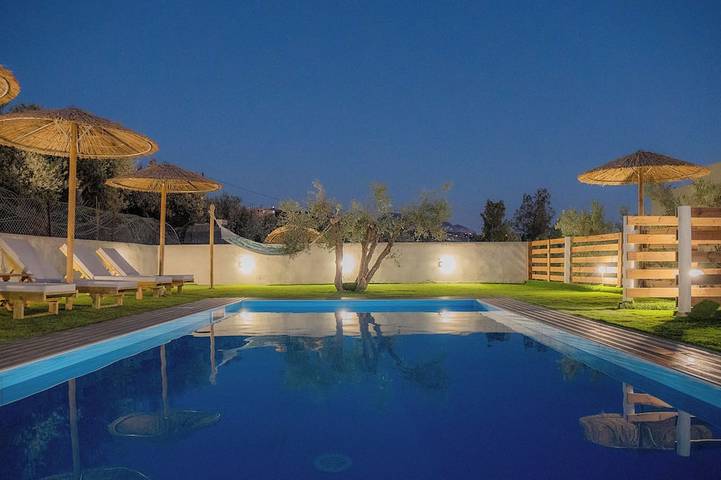 Ferienhaus für 10 Personen, mit Balkon und Garten in Heraklion