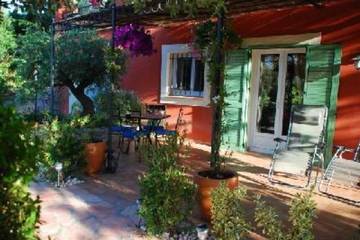 Gîte pour 2 personnes, avec terrasse et jardin à Bastelicaccia