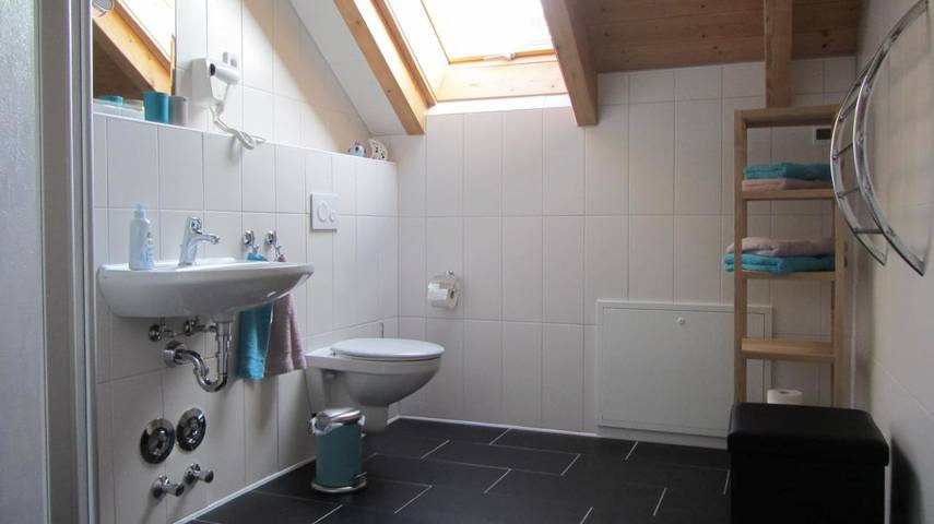 Ferienwohnung für 3 Personen, mit Balkon und Terrasse sowie Garten und Sauna in Föritztal - 3