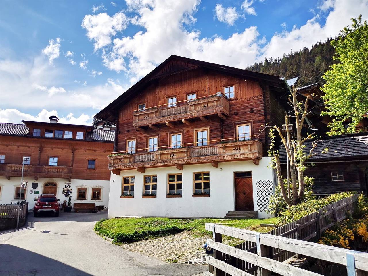 Ganze Ferienwohnung, Haus Pitterl - Ferienwohnung Erbhof in Heinfels, Osttirol
