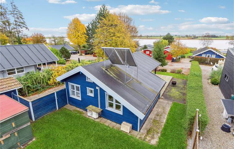 Ferieudlejning for 3 personer, med have og terrasse i Kerteminde