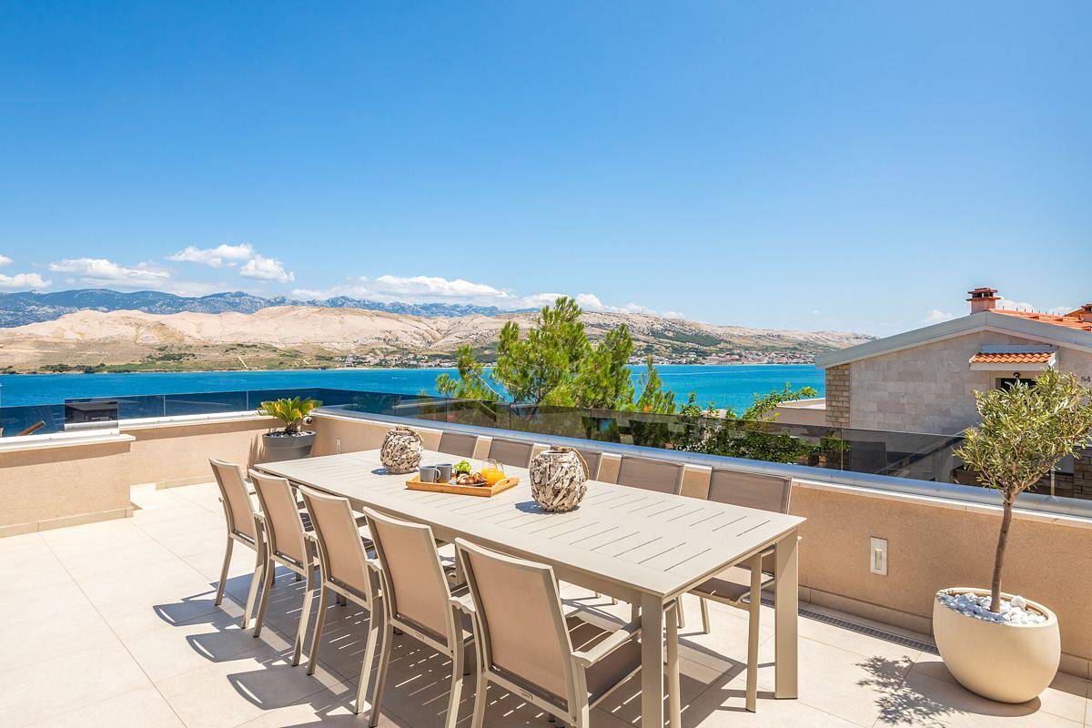 Villa für 14 Personen in Gradska plaža (Pag Town), Pag Stadt