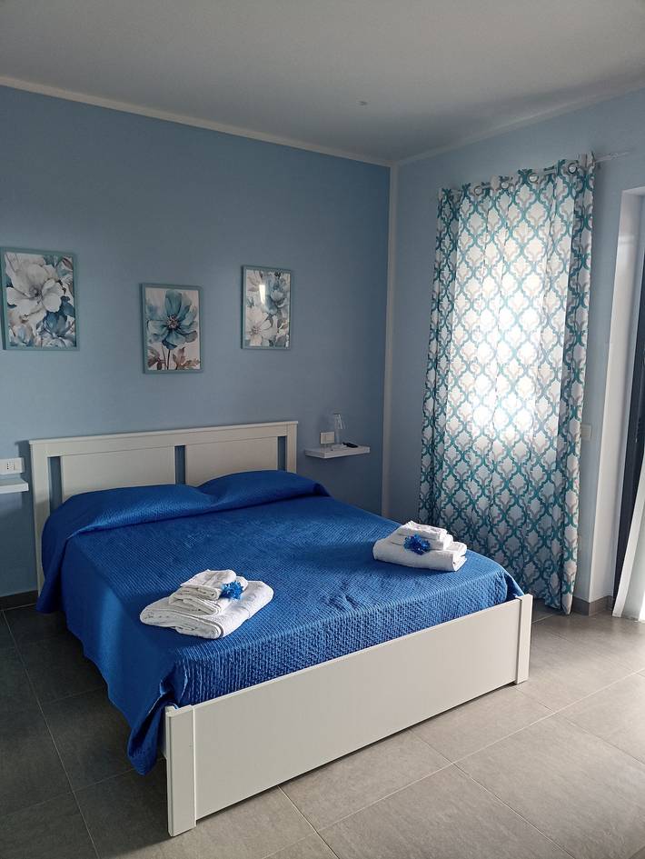 Room for 3 people, with garden - 1