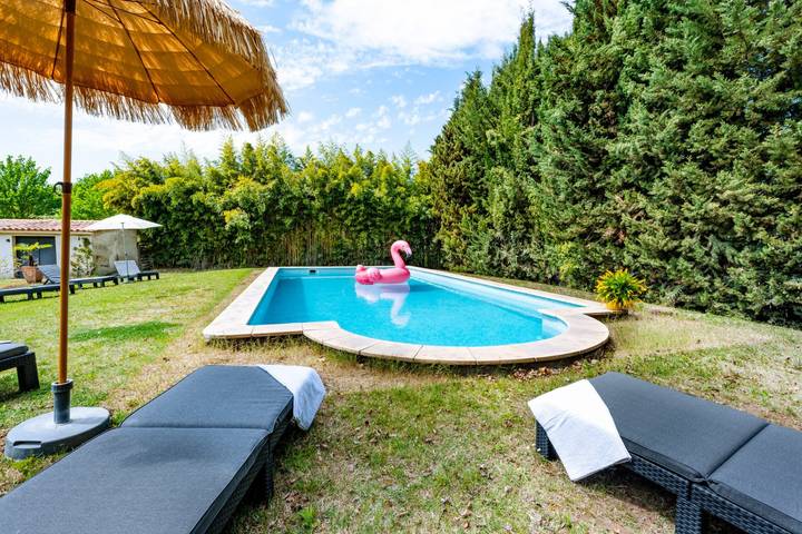Gîte pour 6 personnes, avec terrasse ainsi que piscine et jardin à L'Isle-sur-la-Sorgue - 2