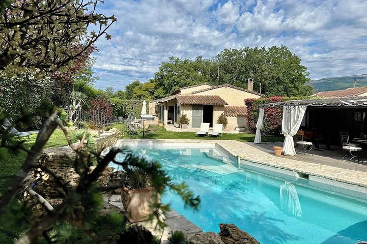 Holiday home for 11 people, with terrace and hot tub as well as garden - 1