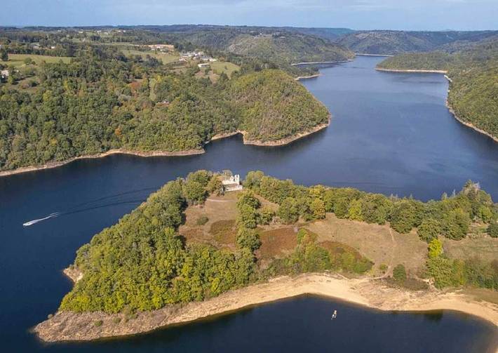 Tente pour 4 personnes dans le Cantal - 2