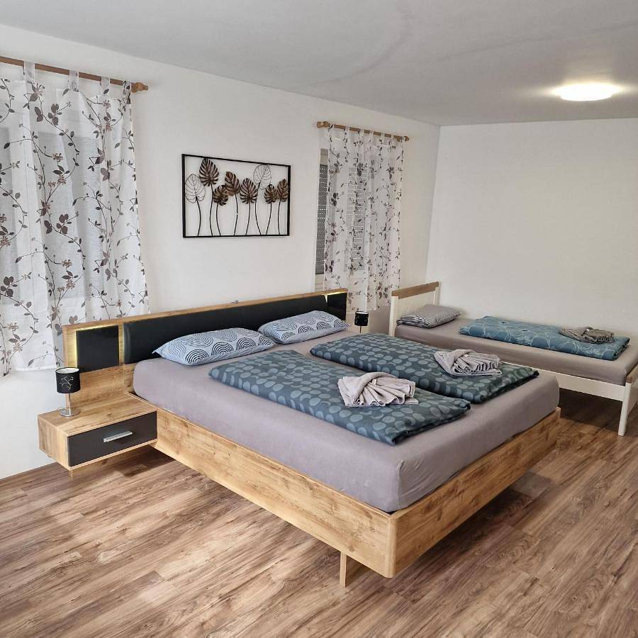 Ganze Wohnung, Budget Double Room in Wurmlingen, Landkreis Tuttlingen