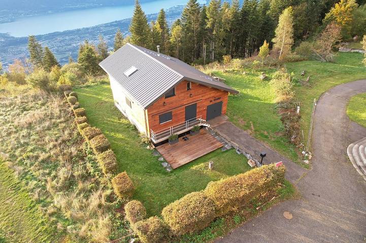 Chalet with unique view in La Féclaz, Les Déserts