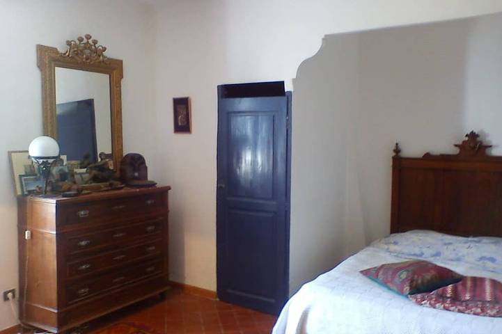 Location de vacances pour 6 personnes, avec jardin et terrasse à Lamanon - 2