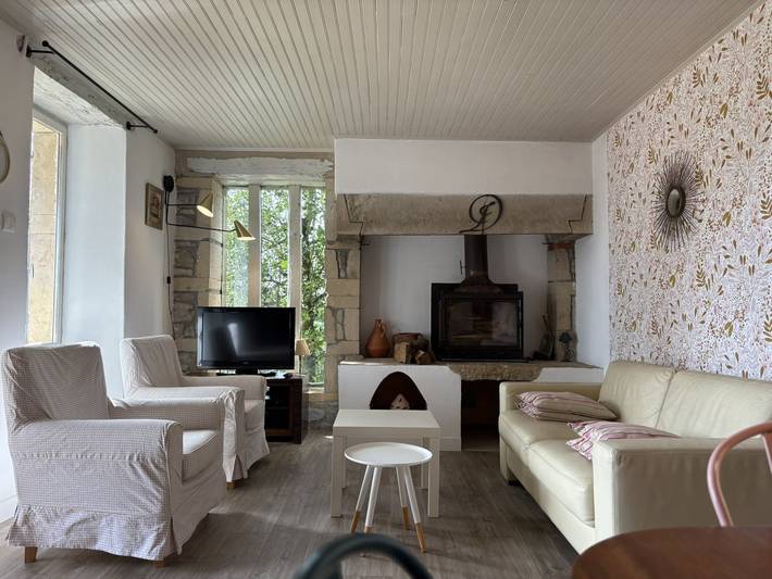 Gîte pour 5 personnes, avec jardin et vue sur le lac ainsi que balcon et piscine dans le Tarn-et-Garonne - 4