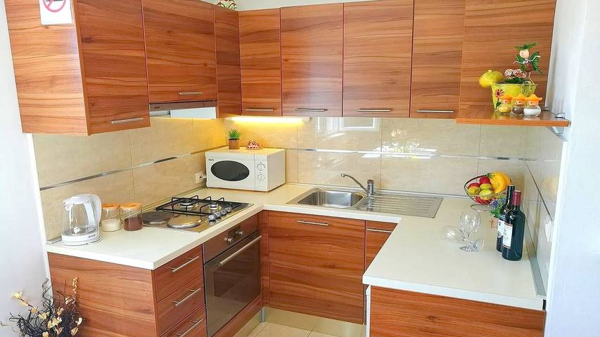 Apartamento de vacaciones para 6 personas, con balcón y jardín - 1