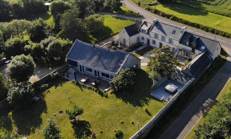 Chambre d’hôte pour 2 personnes, avec terrasse ainsi que jacuzzi et jardin à Cléden-Cap-Sizun - 2