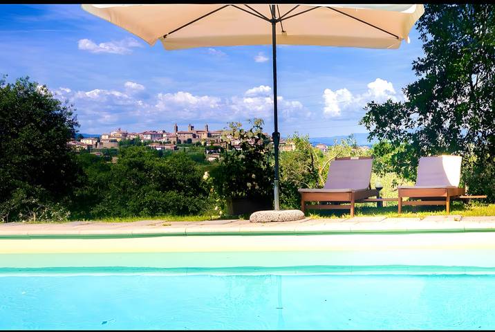 Vacation Home 'Il Granaio' with Pool, Private Terrace & Wi-Fi in Monte San Savino, Chianti