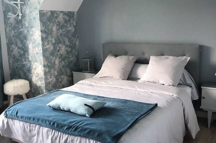 Location de vacances pour 11 personnes, avec jardin et terrasse à Ménéac - 2