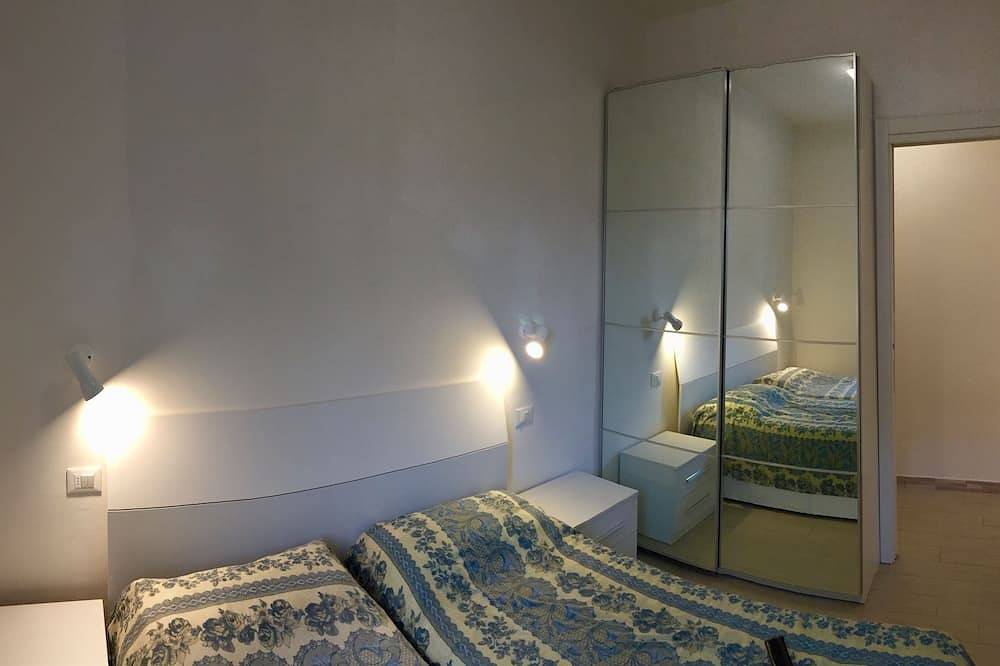 Entire apartment, On the Adriatic Beach, between Venice, Ferrara and Ravenna On the Riviera Beach in Lido degli Estensi, Porto Garibaldi