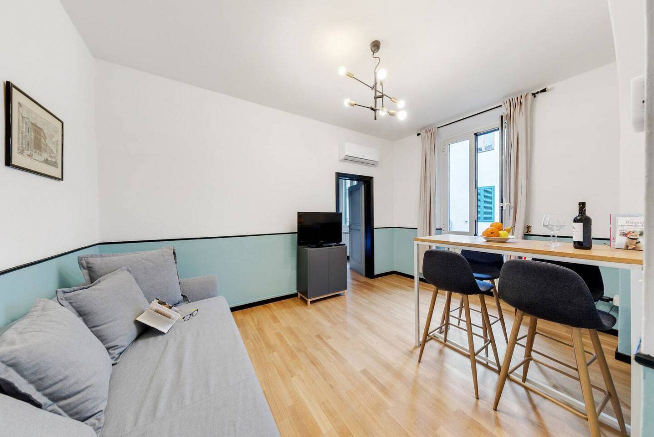 Entire apartment, Guesthost - Fortezza Cozy and Quiet Flat in Florence city center, Florence