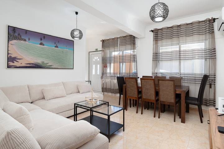 Ferienhaus für 8 Personen, mit Balkon in Olhão