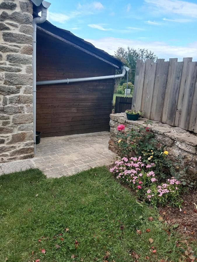 Location de vacances pour 4 personnes, avec jardin et vue, animaux acceptés à Trégourez - 4