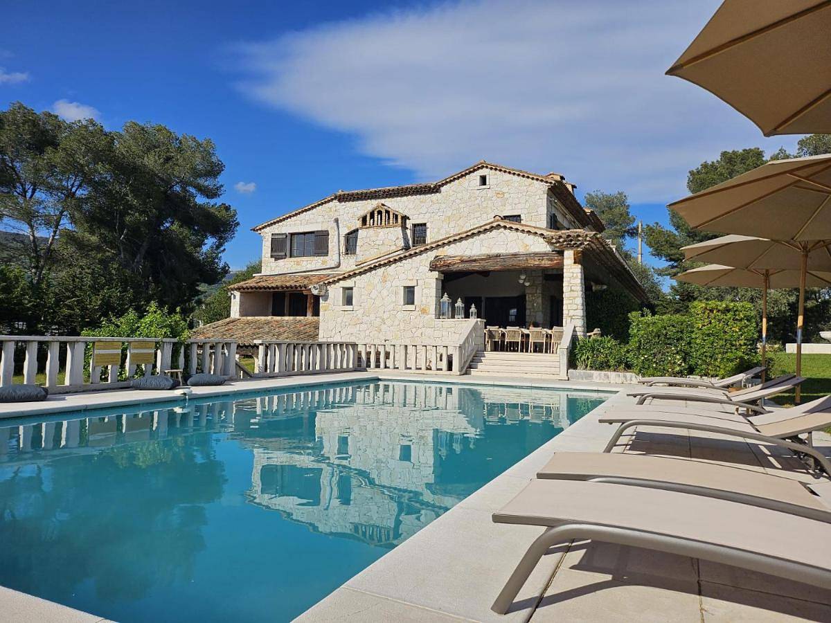 Double Room in Vence, Côte méditerranéenne (France)