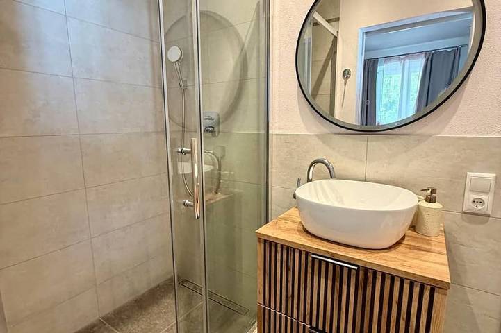 Ganze Wohnung, Ferienwohnung 1 - Ferienwohnungen am See - Hinterseer in Schliersee, Bayerische Alpen
