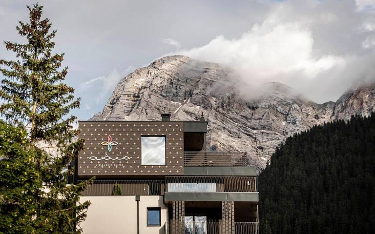 Ferienhaus für 3 Personen, mit Whirlpool und Balkon sowie Sauna in Wengen (Italien)