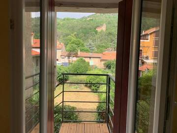Gîte pour 6 personnes, avec terrasse ainsi que jardin et bassin pour enfant à Sahorre