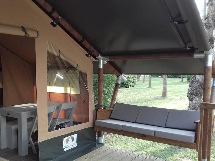 Lodge pour 4 personnes, avec Bassin pour enfant et Piscine dans le Puy-de-Dôme - 3