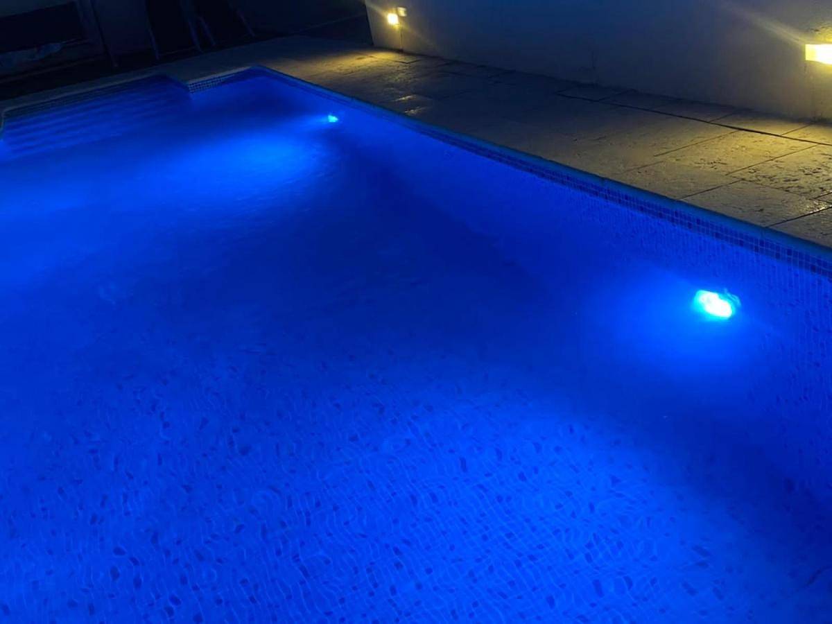 Casa con Gran Piscina particular cerca playa in Torredembarra, Costa Dorada