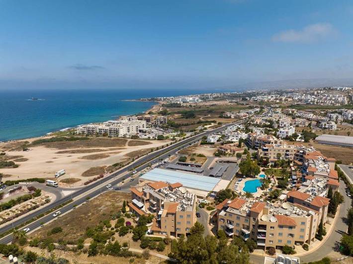 Ferienwohnung für 4 Personen, mit Ausblick und Balkon sowie Pool in Paphos - 2