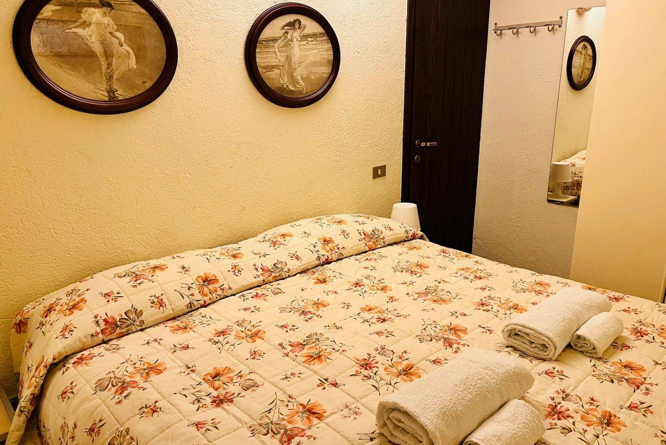 Entire apartment, Guesthost - Petite Fleur - Cozy La Thuile Flat in La Thuile (town), La Thuile