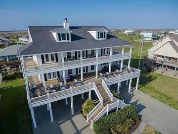 Vacation House for 23 Guests in Bolivar Peninsula, Galveston County, Picture 1