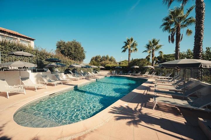 Hôtel pour 2 personnes, avec jardin ainsi que vue et piscine