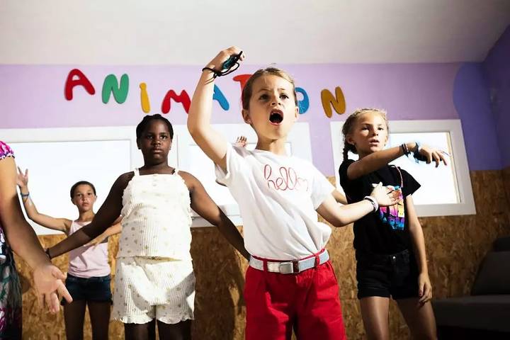 Camping pour 6 personnes, avec terrasse à Saint-Cyprien - 3