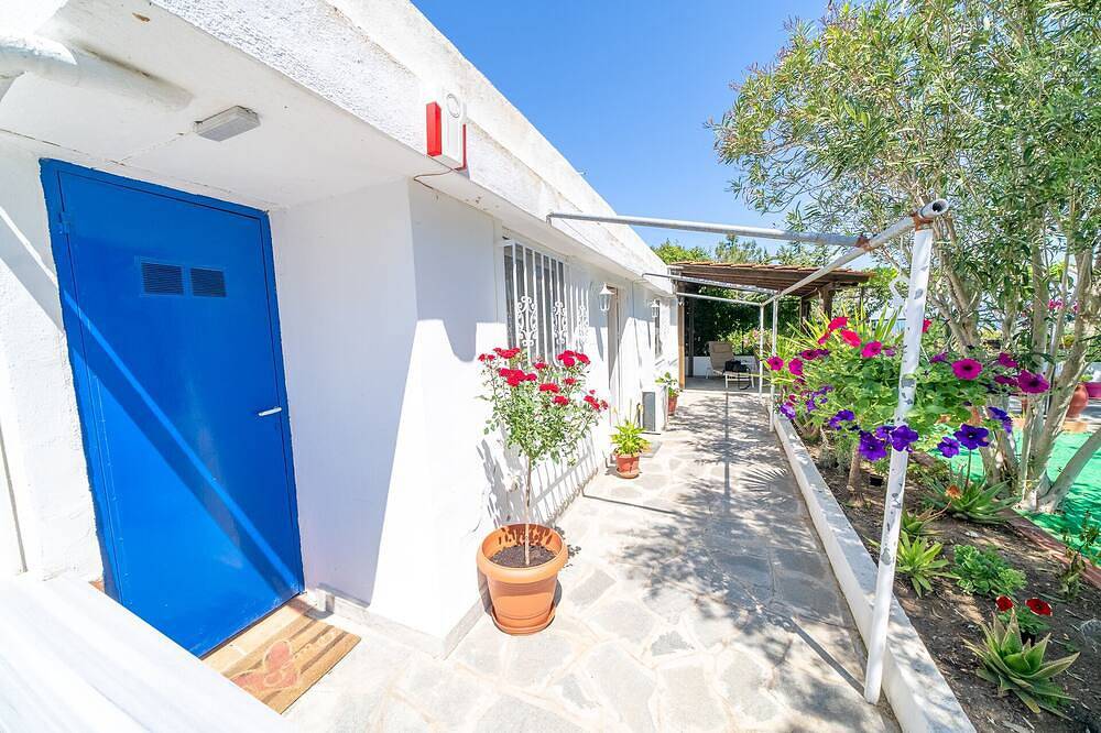 Little Villa with lovely view in Agia Triada, Thessaloniki region