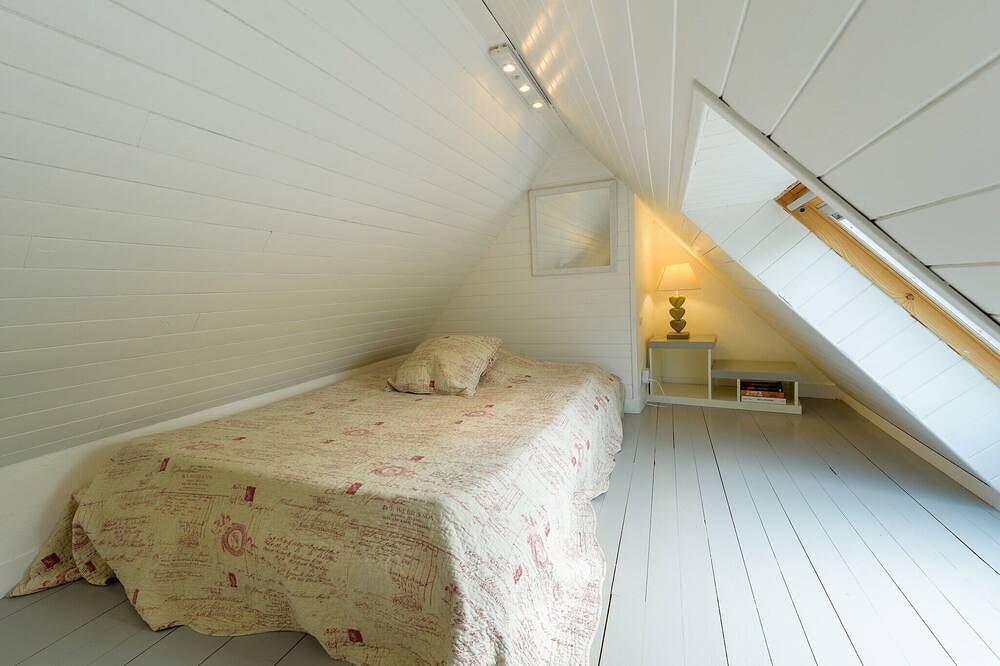 Maison de vacances avec piscine privée in Plouguin, Région de Brest