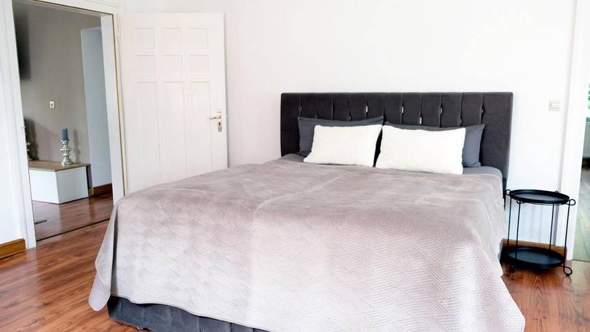 Ferienwohnung für 8 Personen, mit Ausblick in Günzburg - 4