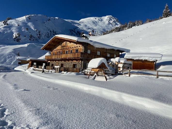 Chalet für 14 Personen, mit Balkon und Terrasse im Zillertal