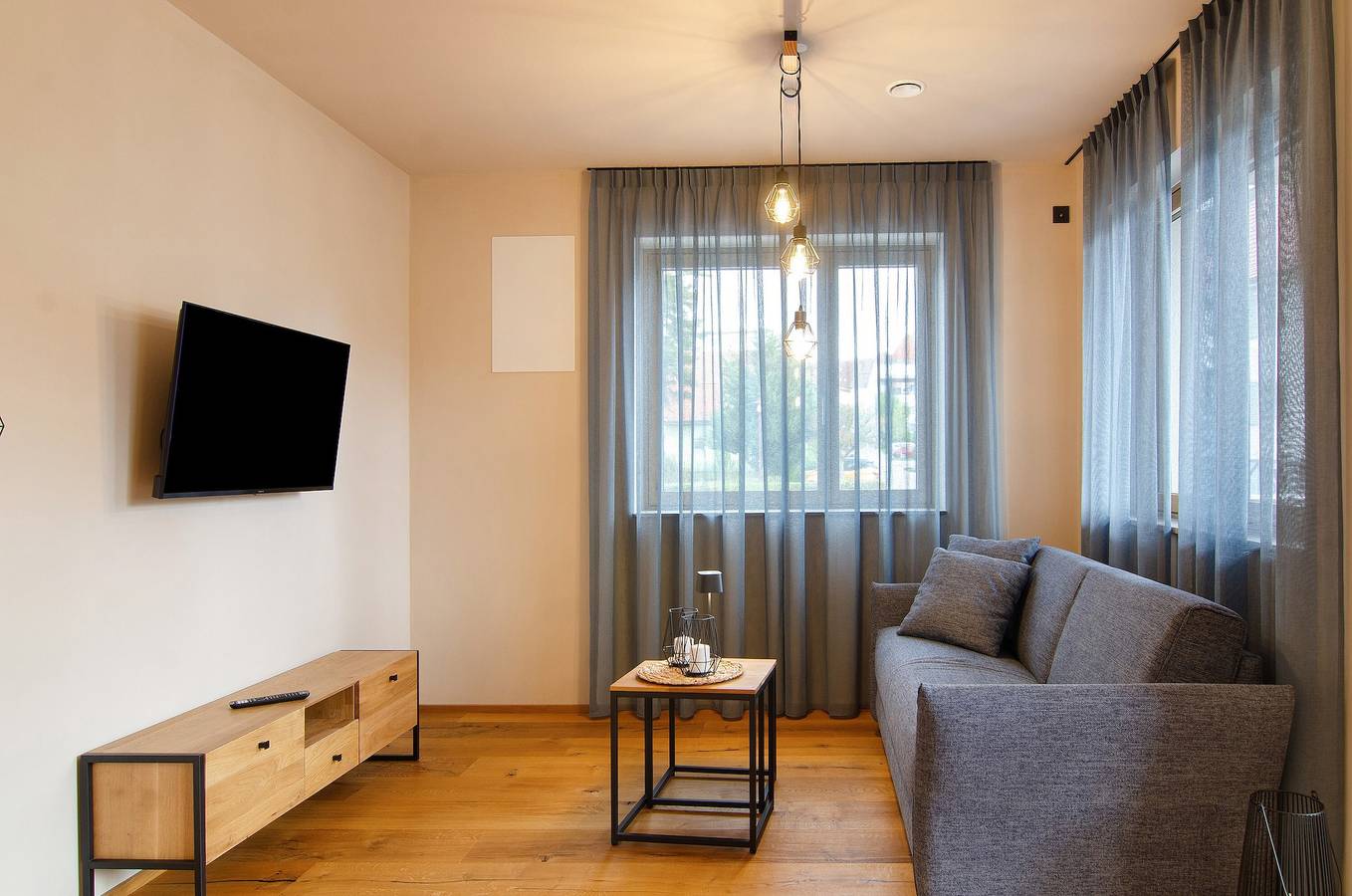 Ganze Wohnung, Ferienwohnung 'Krähbach' mit privater Terrasse und Wlan in Herbertingen, Region Bodensee-Oberschwaben